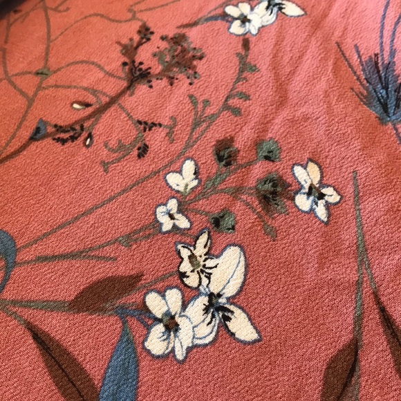 Off shoulder top - Picture 3 of 3